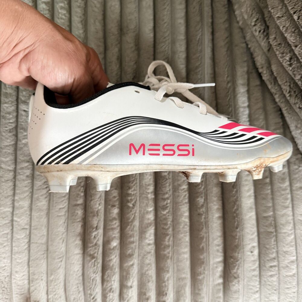 Adidas Messi F5 Soccer Cleats Lace Up White Red Black Youth 6